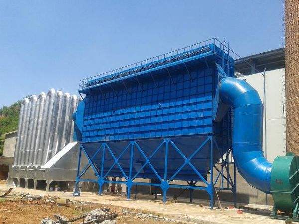 <strong>布袋除尘器</strong>